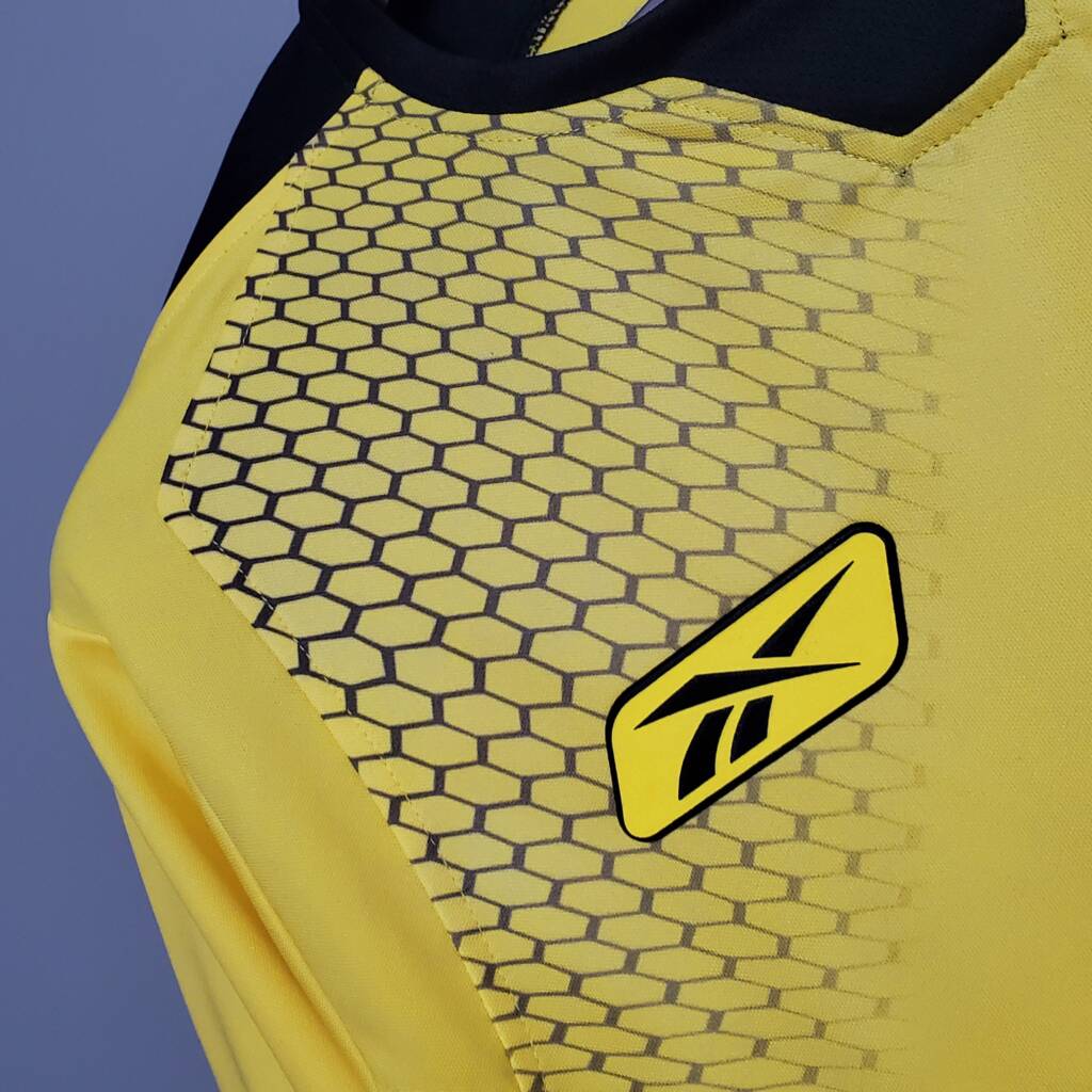 Liverpool Maillot Rétro 04/05 – Image 4