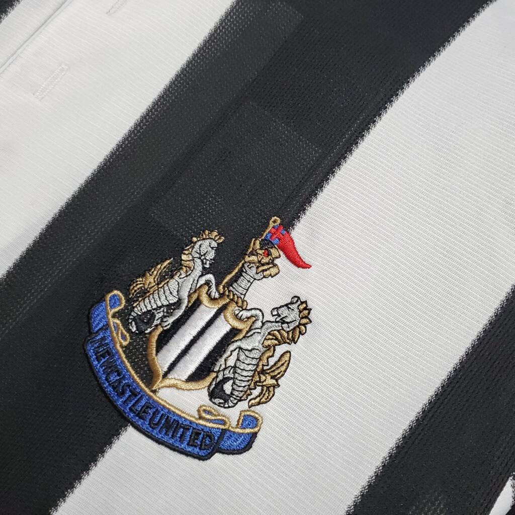 Newcastle Maillot Rétro 95/97 – Image 3