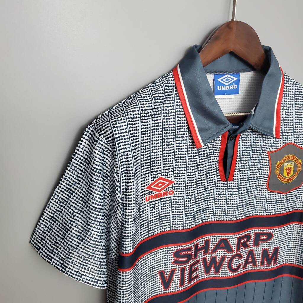 Manchester United Maillot Rétro 95/96 – Image 3