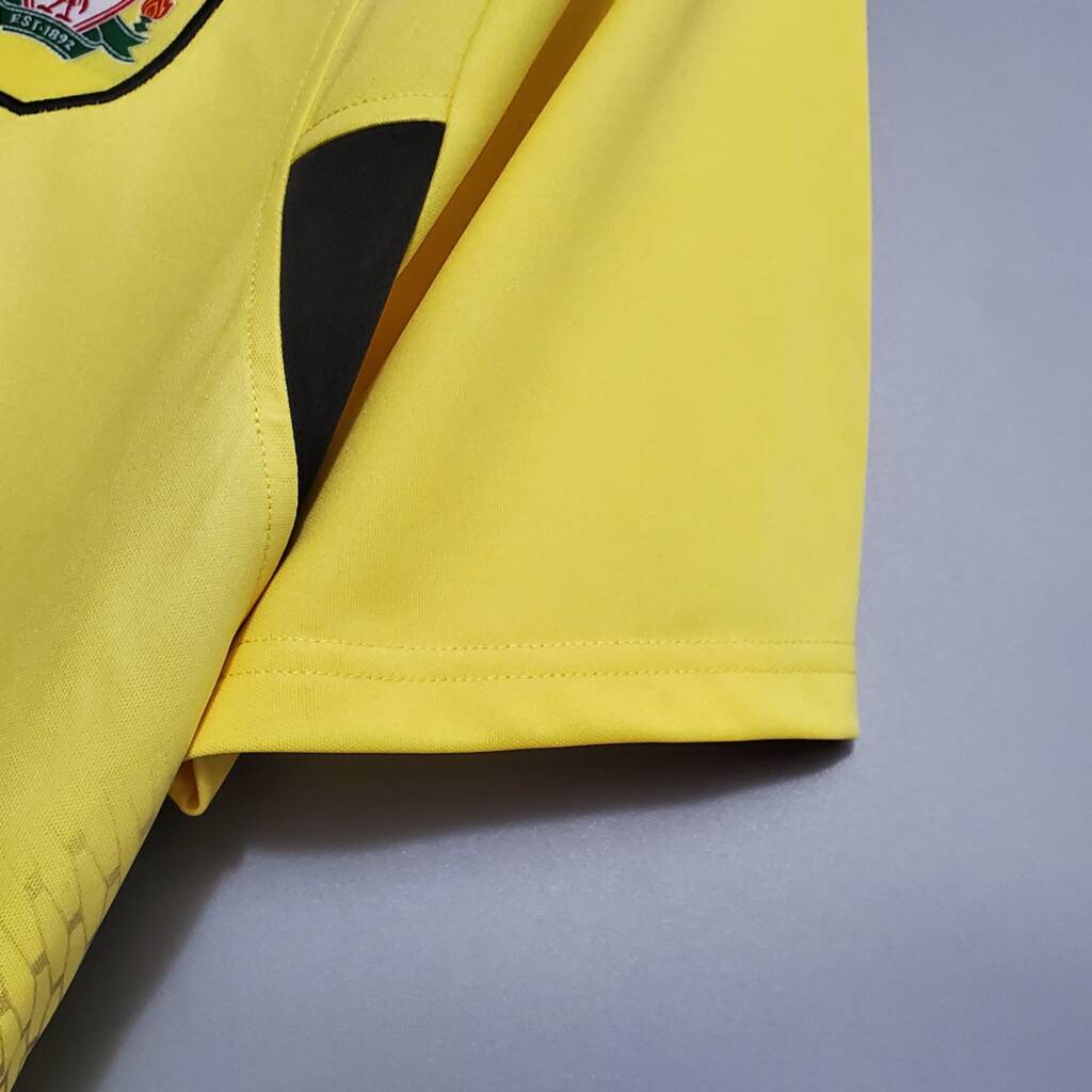 Liverpool Maillot Rétro 04/05 – Image 5
