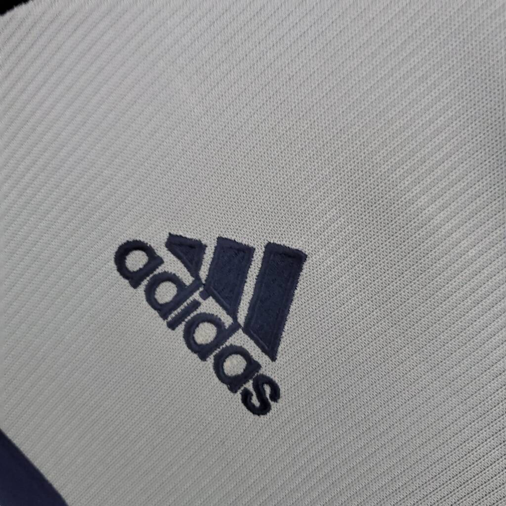 Bayern Munich Maillot Rétro 98/99 – Image 4