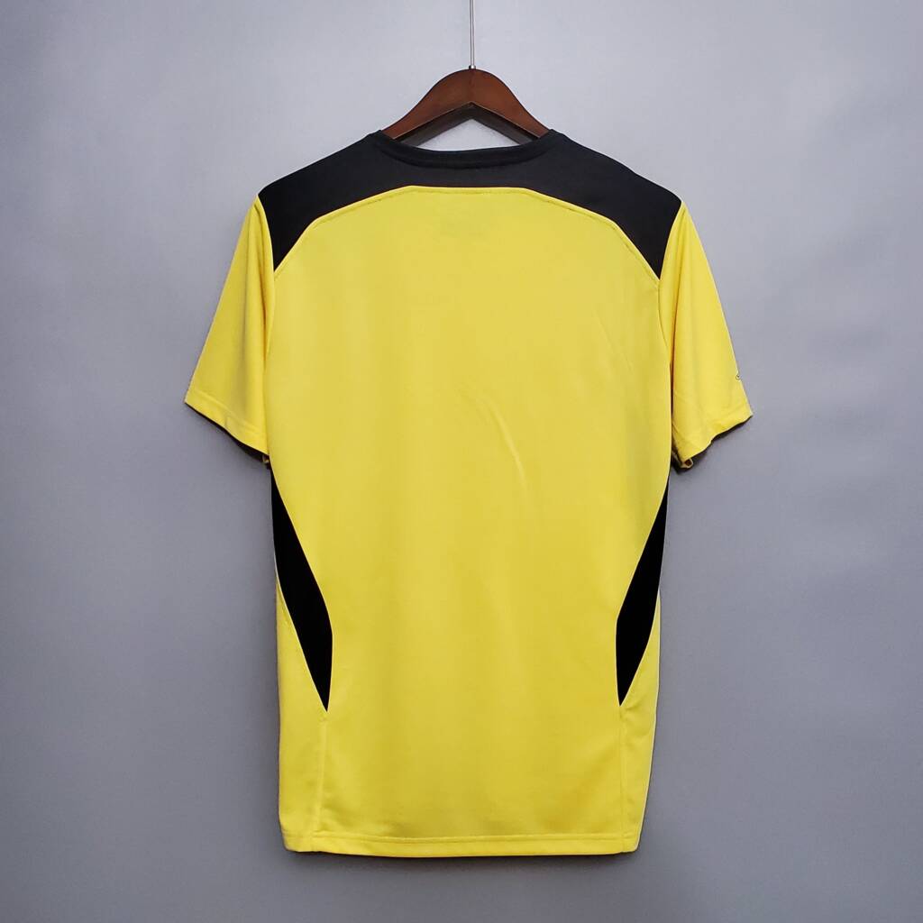 Liverpool Maillot Rétro 04/05 – Image 9