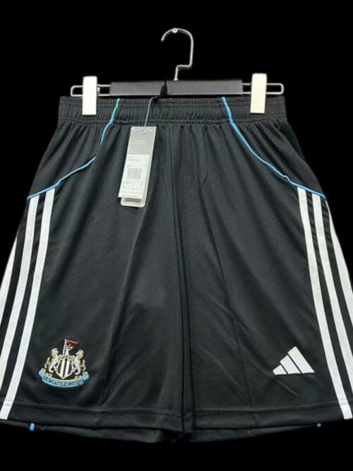 Newcastle Short Domicile 25/26