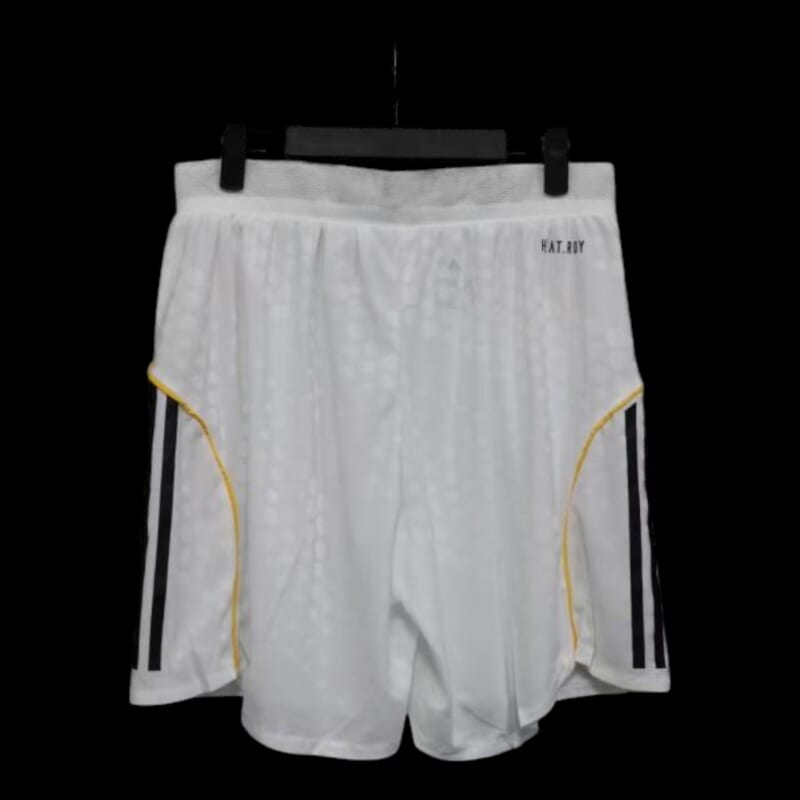 Real Madrid Short Domicile 25/26 – Image 2
